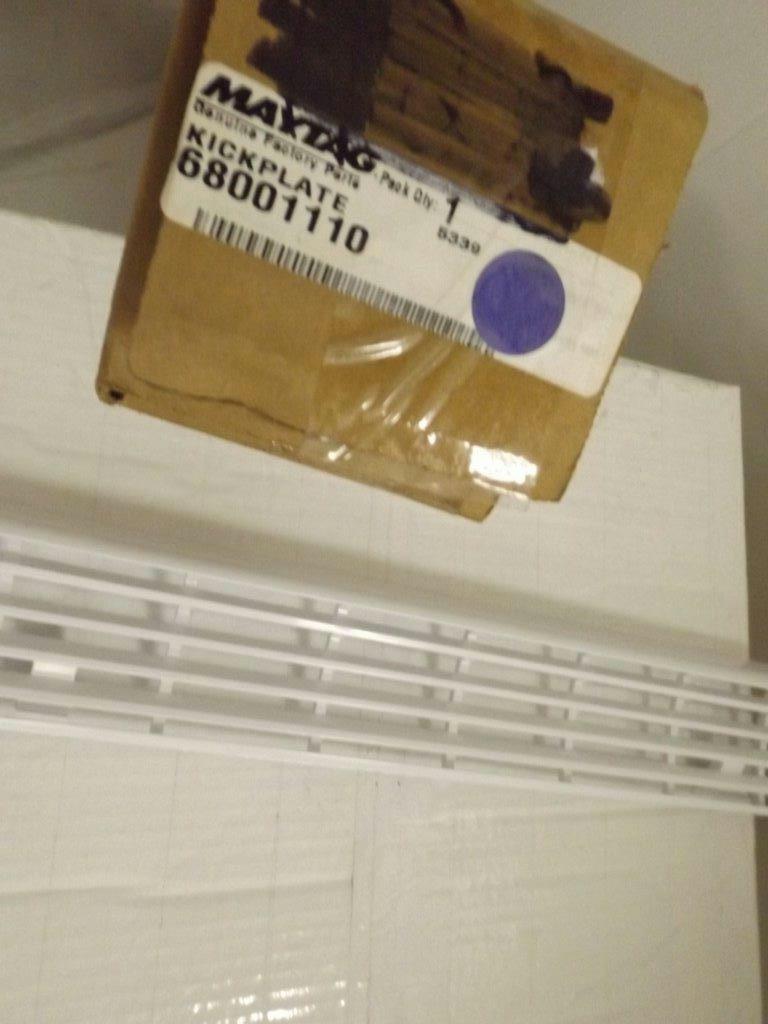 MAYTAG WHIRLPOOL REFRIGERATOR 68001110 GRILLE NEW MAYTAG WHIRLPOOL REFRIGERATOR 68001110 GRILLE NEW
